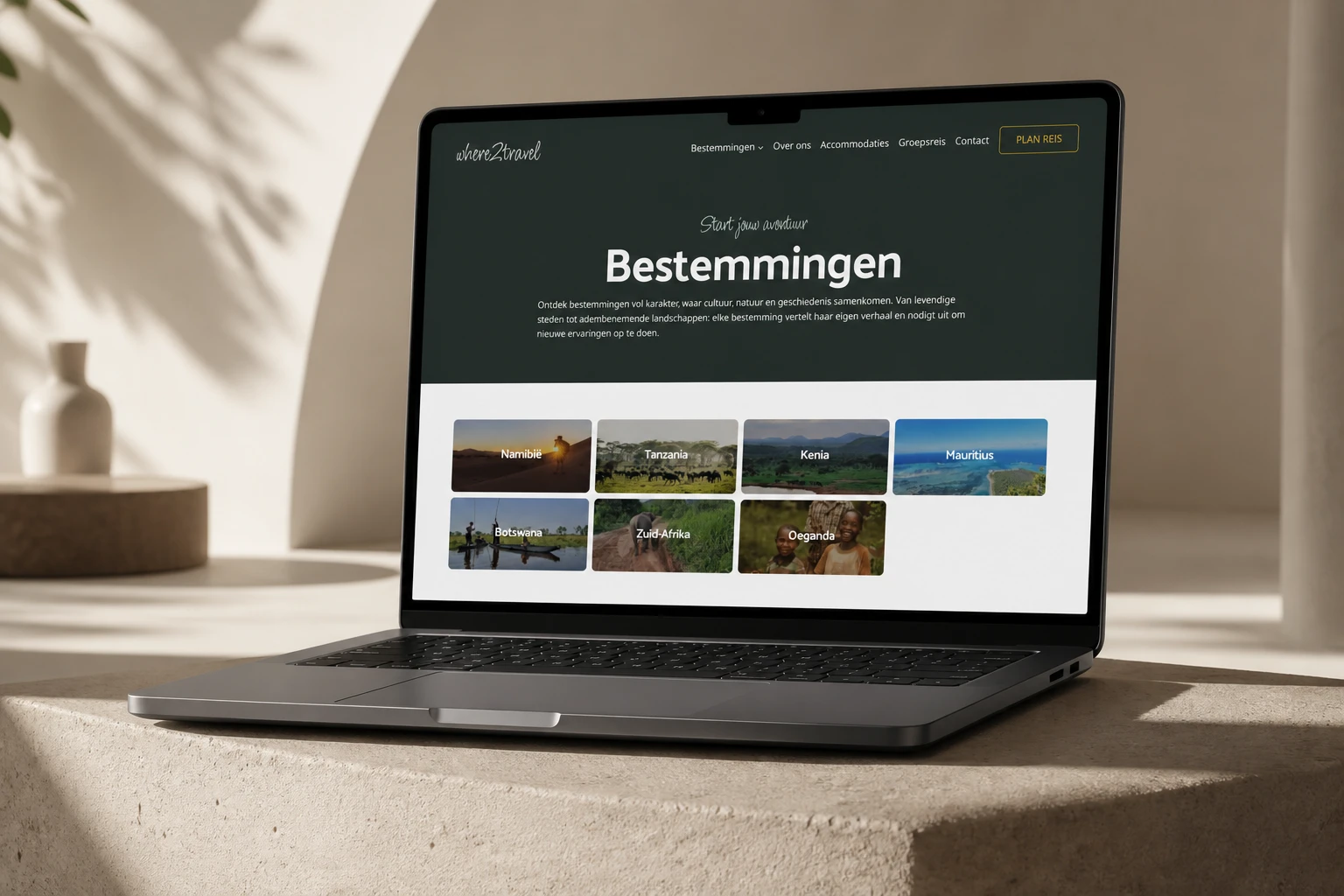 Where2Travel bestemmingen getoond op een laptop