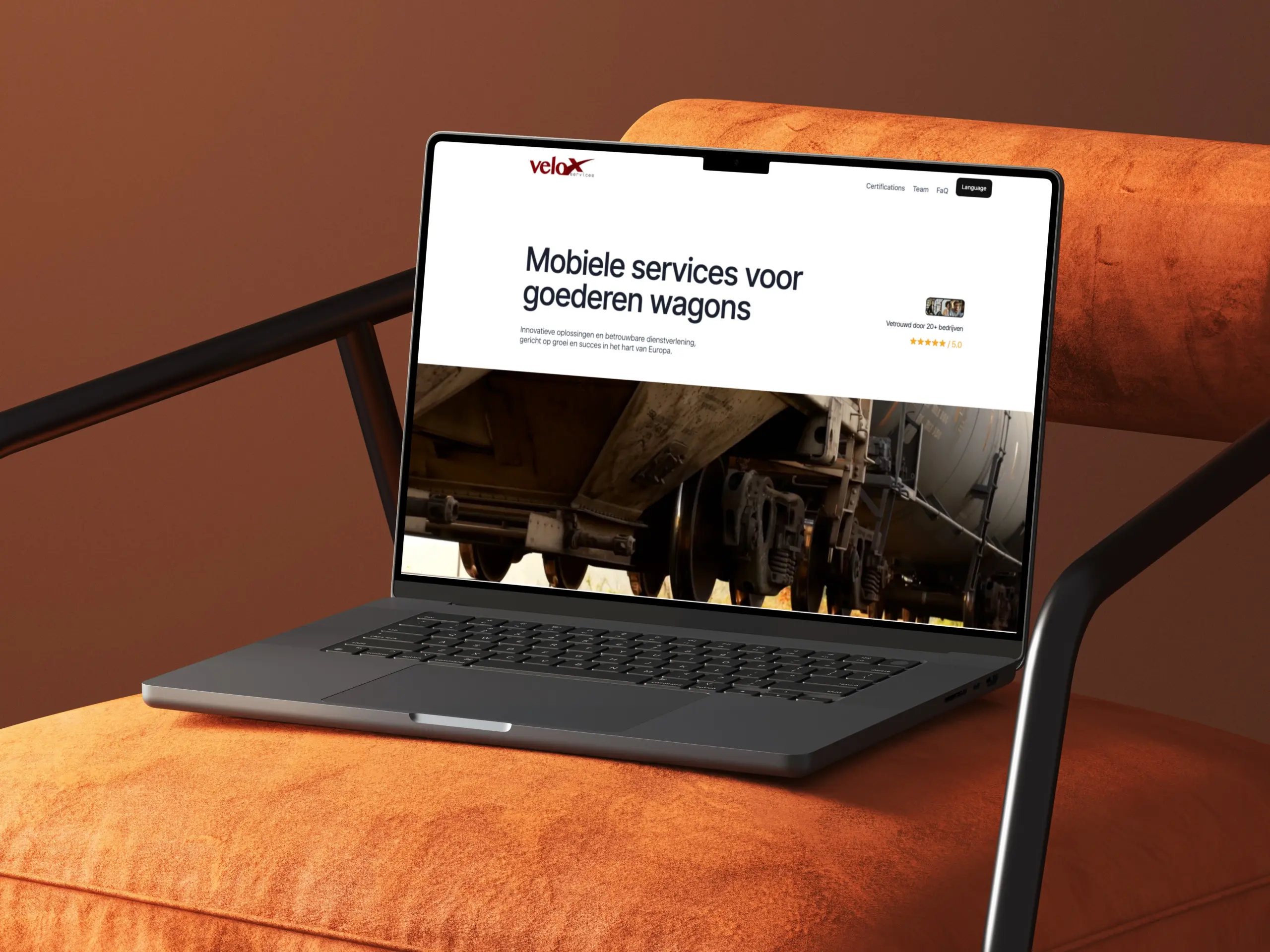 Velox Services website gepresenteerd op een laptop mockup